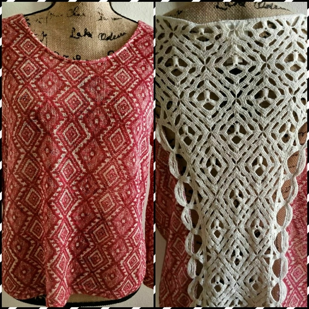 ♦️Daytrip Geo Print w/crochet back Top♦️